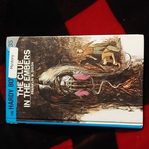 Vintage 1972 Hardy Boys The Clue in the Embers